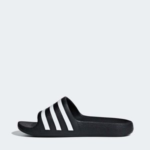 Sandalias Deportivas Adidas Pre Escolar F35556 Adilette Aqua K