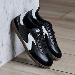 Zapatillas Urbanas Skechers Mujeres 185232-Bkw Hotshot